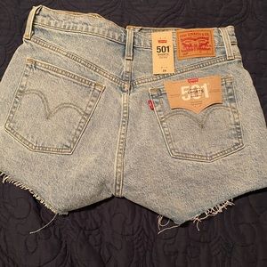 NWT Levi’s 501 High Rise Shorts
